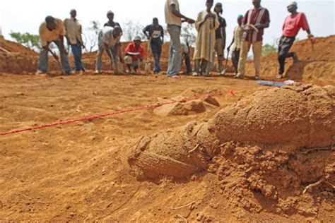 Der Aufstieg der Nok-Kultur: Ein Blick auf die Anfänge des Eisenverhüttungsprozesses im frühen Nigeria